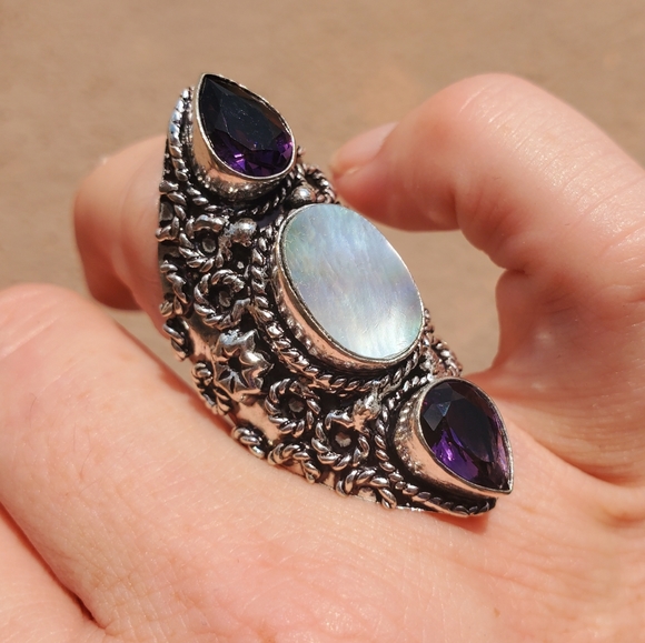 New Abalone Shell & Amethyst 925 Silver Statement Ring. - Picture 9 of 16